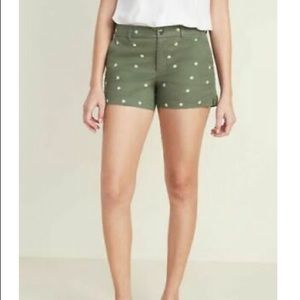 NWT Old Navy Everyday Mid-Rise Short (3.5IN)
